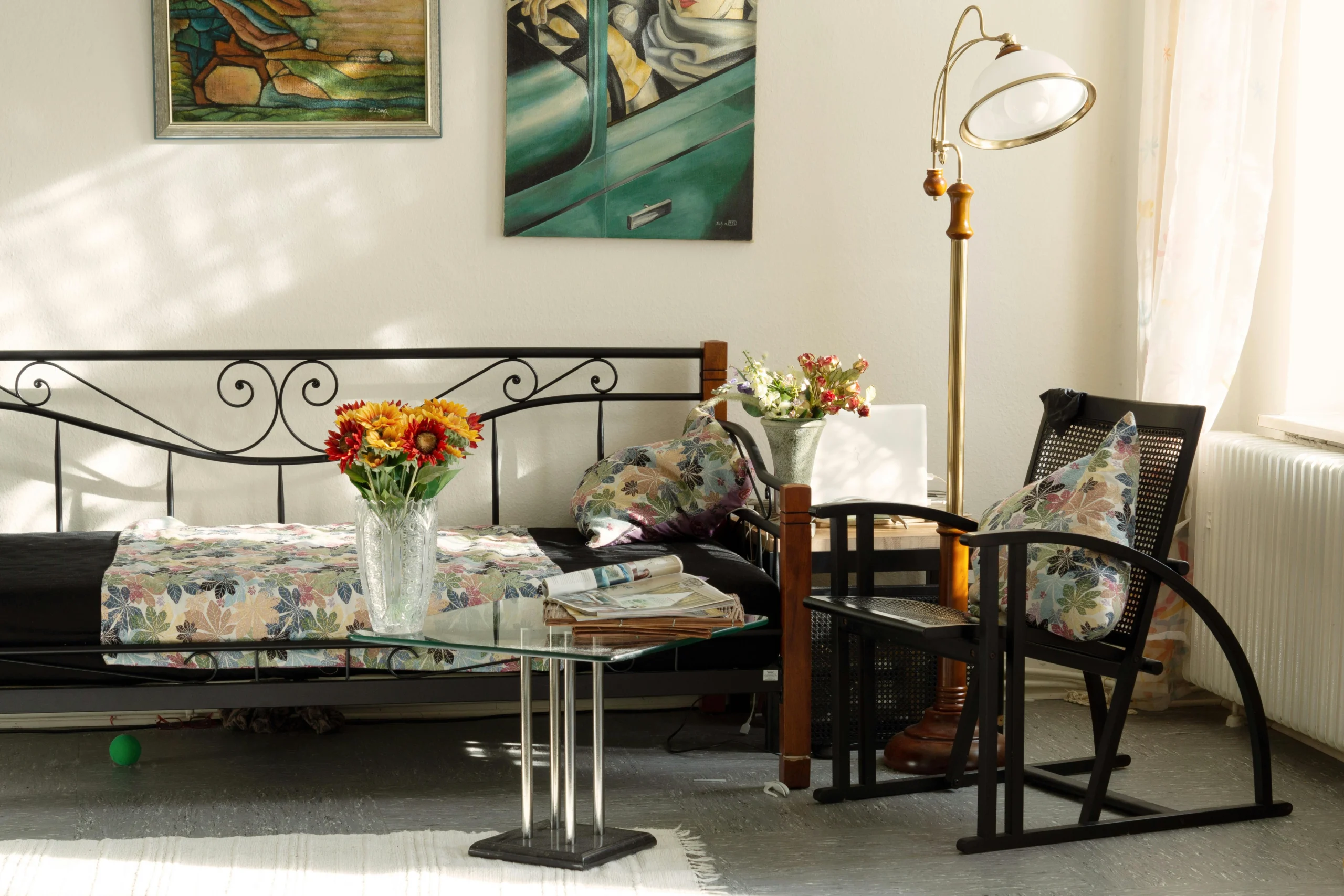 10 Living Room Designs That Mix Comfort with Style