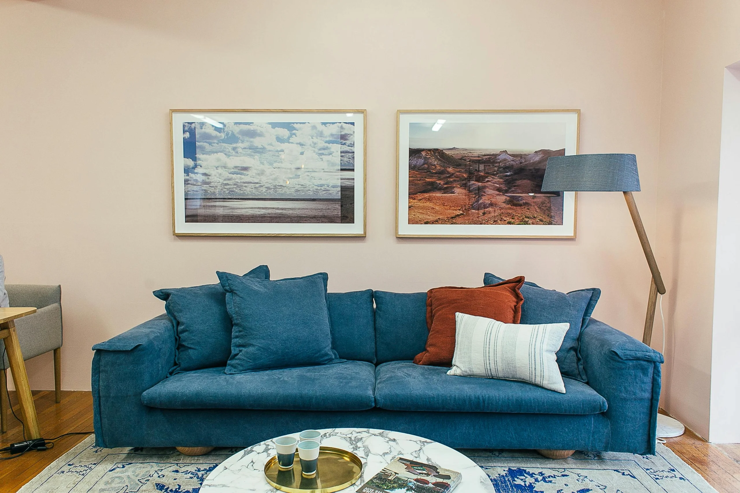 Aesthetic Living Room Inspiration That’s Budget-Friendly