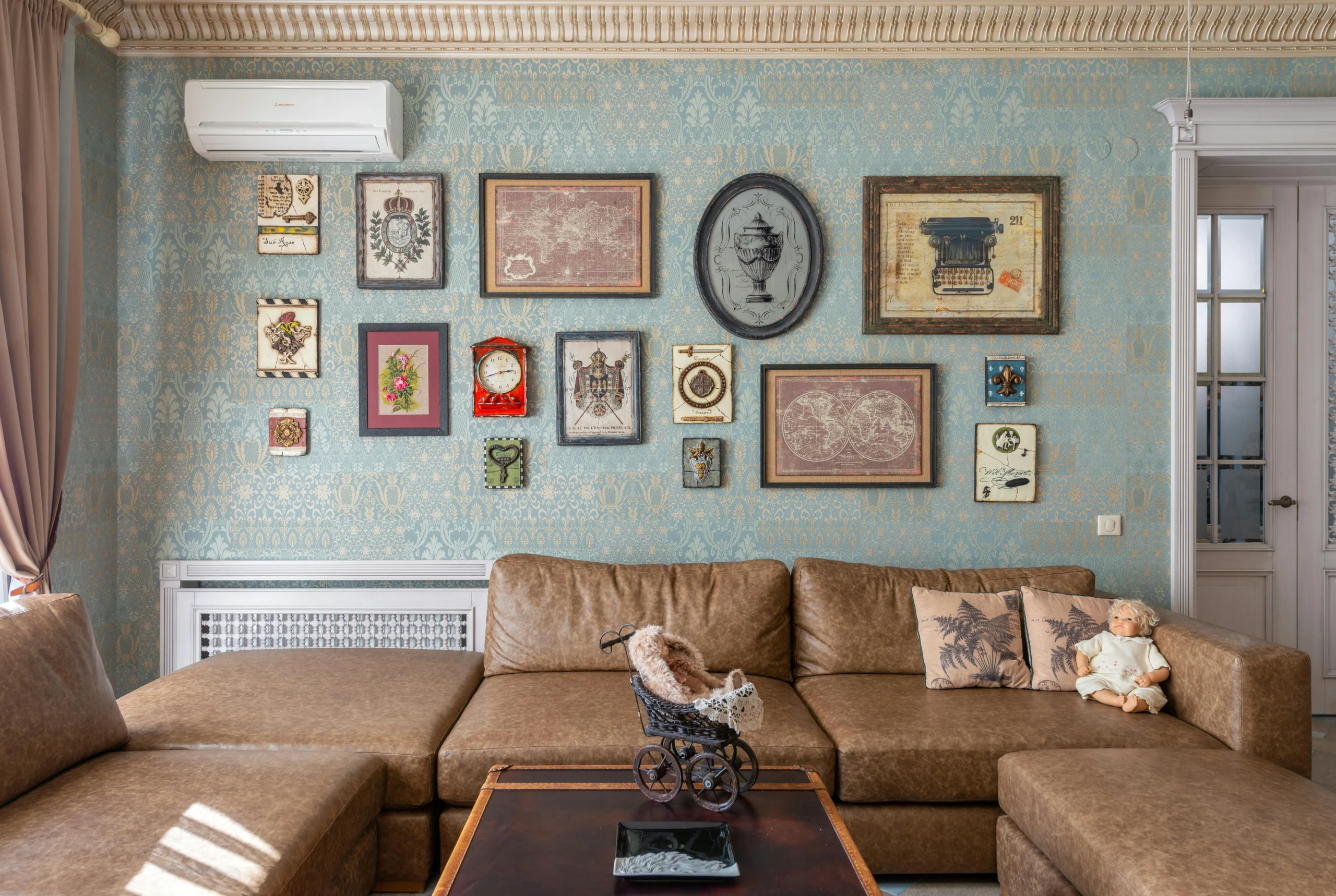 Ambient Living Room Inspiration for Relaxation