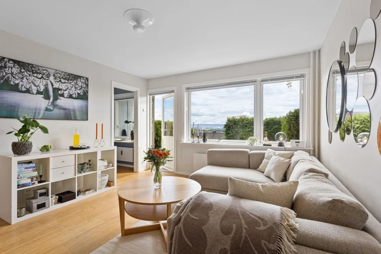 10 Cozy Warm Living Room Ideas for Any Home