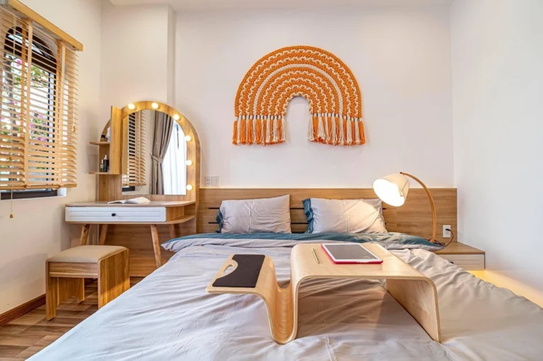 13 Modern Bedroom Decor Inspiration For Stylish Comfort