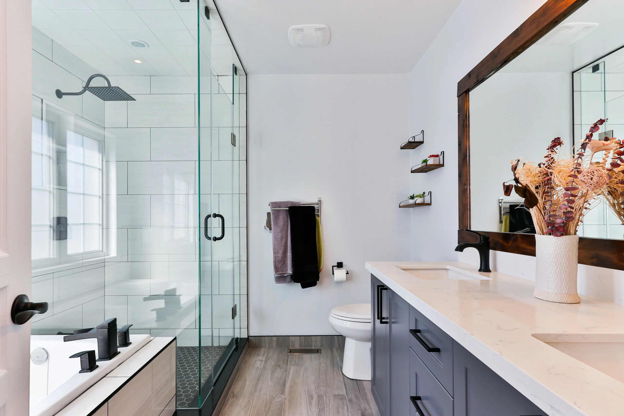 Bright and Airy Bathroom Ideas That Make Small Spaces Look Big