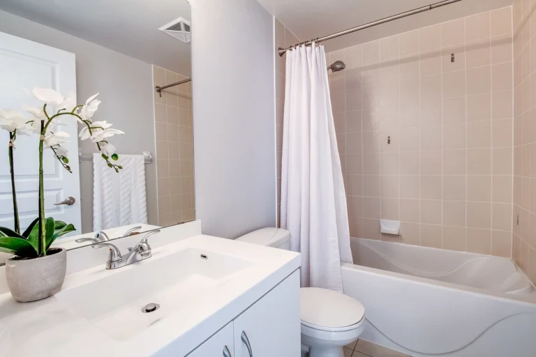 Elegant and Stylish Bathroom Ideas to Refresh Your Home Design