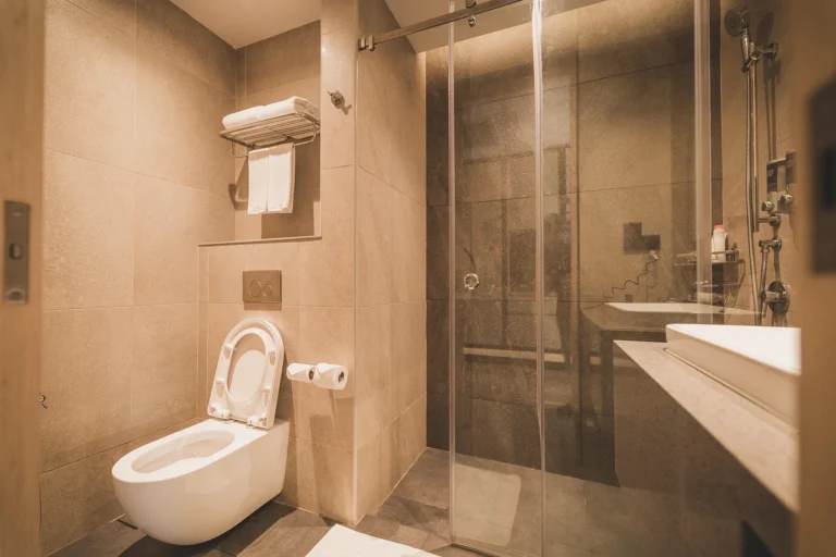 Upgrade Your Home with These Stunning Modern Bathroom Ideas